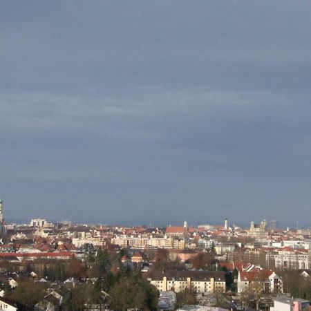 Hausburg Studio. City View เอาก์สเบิร์ก ภายนอก รูปภาพ